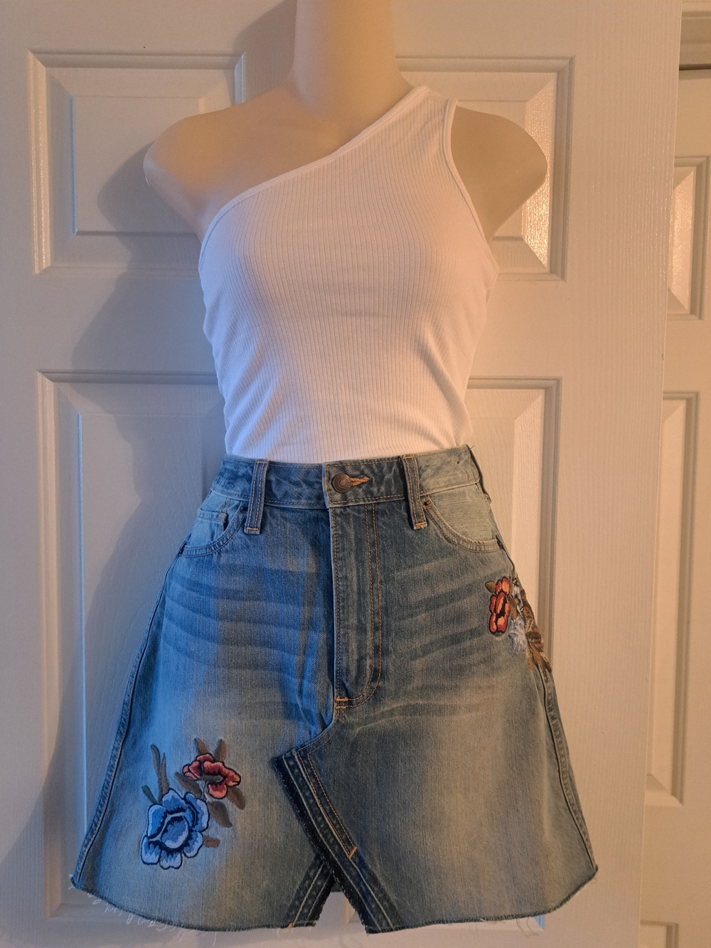 Abercrombie & Fitch Light Blue Embroidered A-Line Denim Skirt